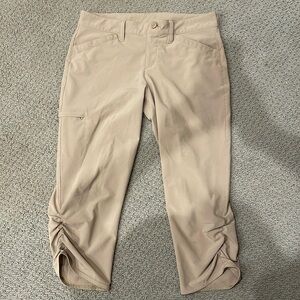 Tan capri cargo